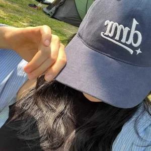 레터링 컬러 캐주얼 볼캡 예능 바퀴달린집 바다건너북해도 1회 장나라 연예인스타일