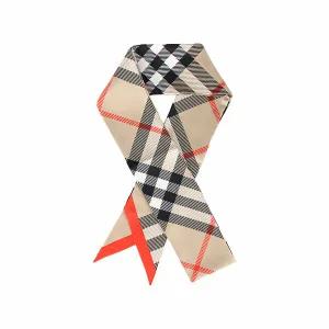 [버버리] 25FW 체크 스키니 실크 스카프 (8088136)