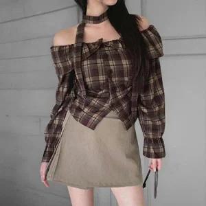 [신상오픈런]|CHH41C3|여성 체크 언발란스 오프숄더 블라우스 스타일 키치무드