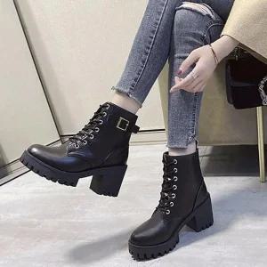 [아우트]포인트 신발워커 여성 키높이 통굽 워커