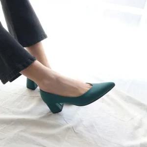 [아우트]소가죽 뾰족코 통굽 정장구두 하이힐