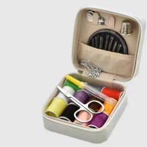 화이트 지퍼형 반짇고리함 옷수선 바늘실세트