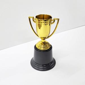 new 미니 트로피 소 (1개) 상트로피 행사 체육대회 어린이집 졸업 유치원 아동 트로피