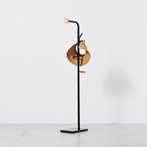 하우스레시피 바인 키 낮은 스탠드 행거