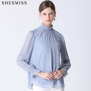 [쉬즈미스(SHESMISS)] 도트 스모킹넥 블라우스 (택가격:138000원)