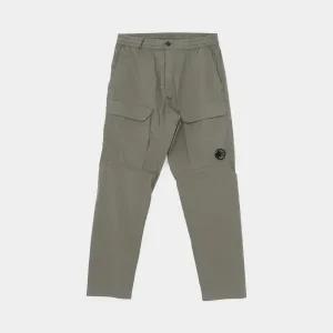 CP컴퍼니 렌즈와펜 50필리 스트레치 루즈 카고 남성 팬츠 18CMPA171A 006439G 669