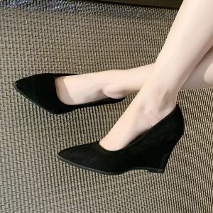 여자 신발 힐펌프스 하이힐 구두 웨지힐 사계절 펌프스 빅사이즈 스틸레토 힐 유니크한 힛템