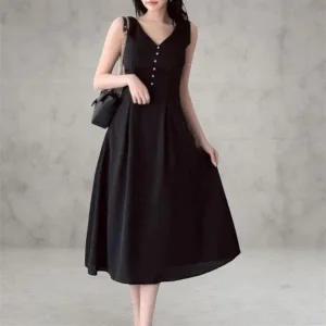 [다잇템] 여성 진주버튼 검정 그런지 슬리브리스 V넥 롱 드레스_23740396_588872