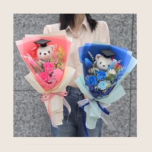 늘꽃다운 학사모곰인형 비누꽃다발