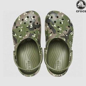 [크록스]키즈 바야 프린트 클로그 남아 초등학생 주니어 아동 샌들 슬리퍼 207657-309 아미그린 밀리터리