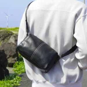 [맨백] 미니 가죽 크로스백 여행용 데일리 미니백 MOY623D