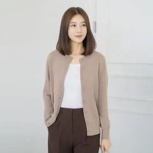 엄마옷 마담4060 콩단추니트가디건 데일리 여성 -ZCA2509009-