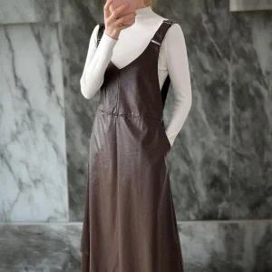 [신세계라이브쇼핑][옷자락] 여성 가죽 점프수트 멜빵 V넥 버튼 절개 A라인 롱드레스