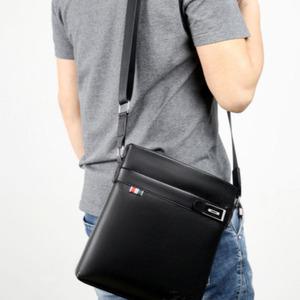 남자숄더백 크로스 에코 백 남성용 쇼퍼백 캐쥬얼 캔버스백 메신저백 어깨  학생 옆으로매는 가방