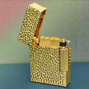 휴대용  등유 오일 라이터 CNC 조각 된 복고풍 디자인 운석 분화구 패턴 빈티지 가솔린 남성용 선물