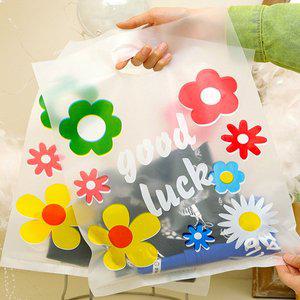 굿럭 손잡이 비닐 쇼핑백 반투명 선물 포장지 어린이집 유치원 생일 간식봉투 파우치 중 50장
