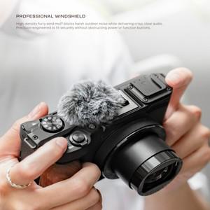 TILTA 캐논 PowerShot V1 기본 키트용 빈티지 카메라 케이지 - 나무로 된 검정색 마이크 윈드스크린 상단