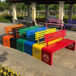 무지개 컬러 야외 벤치 의자 등받이 철제 공원 정원 놀이공원 테마파크 펜션 리조트 카페