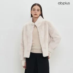 [ab.plus] 하이넥 히든 버튼 페이크퍼 자켓 (LSZ4MJ31A)