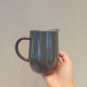 투썸플레이스 투썸 베이직 스테인리스 머그 360ml 각인 그레이 스텐 손잡이 텀블러