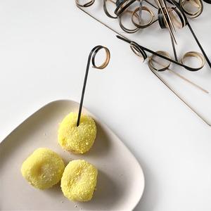 대나무 블랙링 과일 꽂이 l 검정링 샌드위치 일회용 링 꼬지 도시락픽 칵테일픽 생일파티