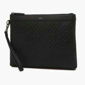 [NS홈쇼핑][헤지스ACC] 블랙 이니셜패턴 소가죽 클러치백 HJHO5F830BK[35287052]