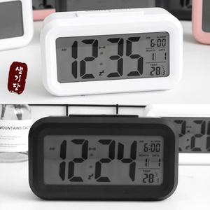 무소음 디지털 탁상시계 알람 자명종 대화면 온도표시 화이트 블랙