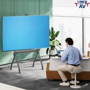 현대AV HD-P212 초대형 TV 이동식 스탠드(이젤 디자인), 최대 100인치/120kg/VESA 900x600mm 호환, TV 높이 조절 지원, 선반 및 카메라 다이 기본 제공, 매트챠콜 색상, 한글 설치안내서 제공