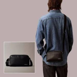 (매장)캘빈클라인 캘빈클라인 남성 크로스 백 카메라 모노그램 로고 150022