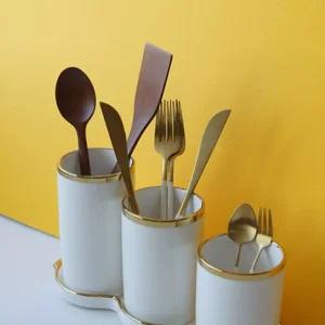 더 많이 수납하는 뉴 퓨어화이트 골드링 3단 수저통 도자기수저통 3단수저통 골드수저통 세라믹수저통