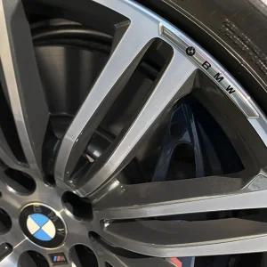 알루미늄 휠 가드 스티커 자동차 차량용 데칼 BMW 차 벤츠 아우디 포르쉐 제네시스 현대 기아 스크래치