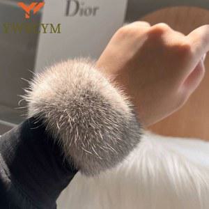 2025 리얼 밍크 퍼 커프스 섹시 핸드 암 워머 천연 손목밴드 여성용 따뜻한 토끼털 만화 스타일