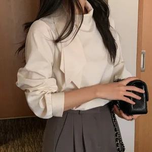 [코코블랑] 커브 타이 블라우스