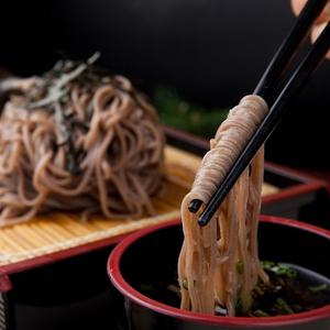 우정본가 메밀국수 소바 12인분 / 생면2kg+메밀장12봉