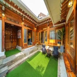 [서울 게스트하우스] 심산재 부티크 독채 한옥스테이 (종로,대학로,동묘앞역)