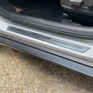 현대 코나 튜닝 도어 스텝 실버 몰딩 용품 악세사리