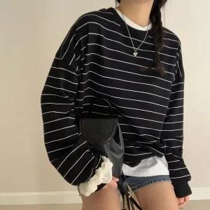 [하프클럽/]신상 긴팔 티셔츠 오버핏 루즈핏 기본 스트라이프 라운드넥 맨