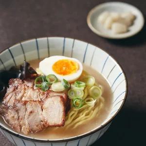 하코야 하카타 차슈 돈코츠라멘 2인분