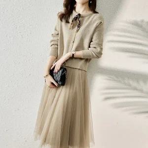 [몽벨리즈]스카프니트샤스커트투피스세트 mde2301833