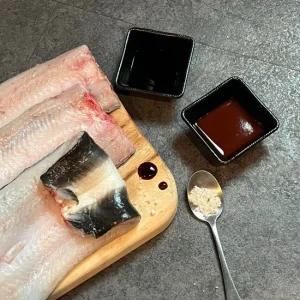 당일조업 산지 자포니카 민물장어 700g+소스2종+생강채