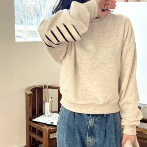 국산 여성 라운드 엘보패치 2스타일 세미크롭 맨투맨 LL-WSH-4843-오트밀