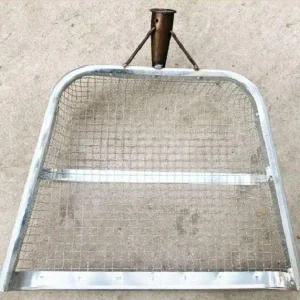 모래 채반 자갈 돌 고르는 망 깨털기 삼태기 소쿠리 고르기 자갈채 고르개 철망 거름망