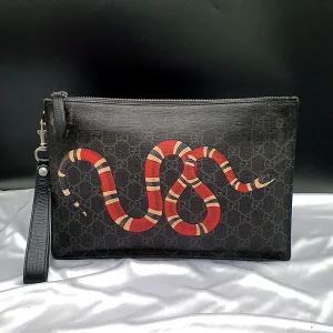 구찌 수프림 스네이크 맨스백 세컨백 클러치백 중고 명품 가방 은피아노