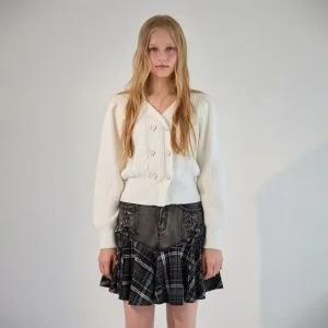 [갤러리아] [Blue Label] 더블 버튼 꽈배기 니트가디건 (ER4OKG03)