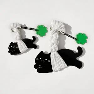 행운의 블랙캣 액막이 고양이 명태 북어 아크릴 키링 2종 [유어로지 네잎클로버 행운 부적 차량용 집들이