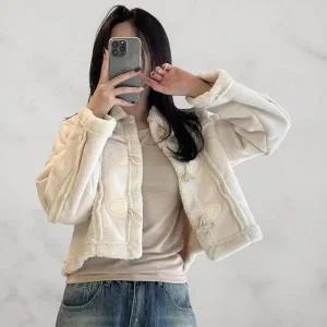 [신세계라이브쇼핑][옷자락] 여성 무스탕 떡볶이 스웨이드 양모 카라넥 크롭 자켓