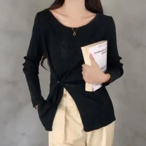 [다잇템] 여성 베이직 골지 단추 입술넥 트임 롱슬리브 니트