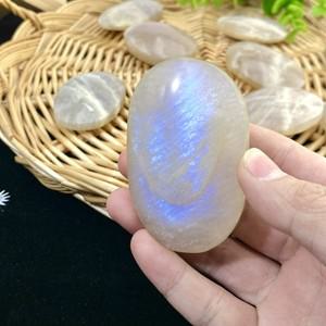 무작위 1PC 달과 태양 월장석 광택 팜 스톤 컬렉션 우수한 수집 친구 DIY 데코 룸