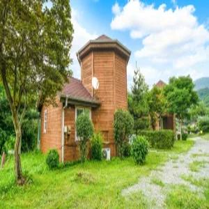 [경기/파주] 파주 슈가빌 애견동반 펜션 (주차장/편의점/매점/계곡인접/수목원/휴양림/애견/공용수영장(실외)/개별바베큐/단체/복층/온돌/가족/커플/테라스/독채/바베큐장)