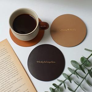 티코스터 천연소가죽 이니셜각인 컵받침 레더조아